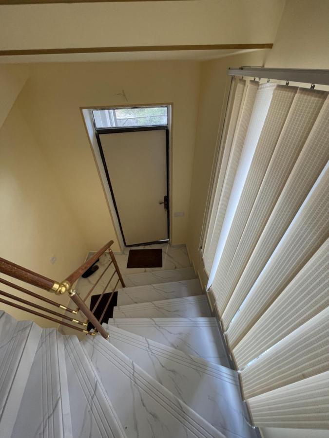 Armani Guest House Martuni Экстерьер фото
