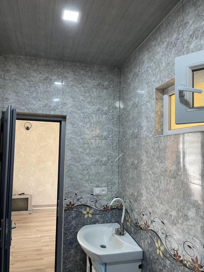 Armani Guest House Martuni Экстерьер фото