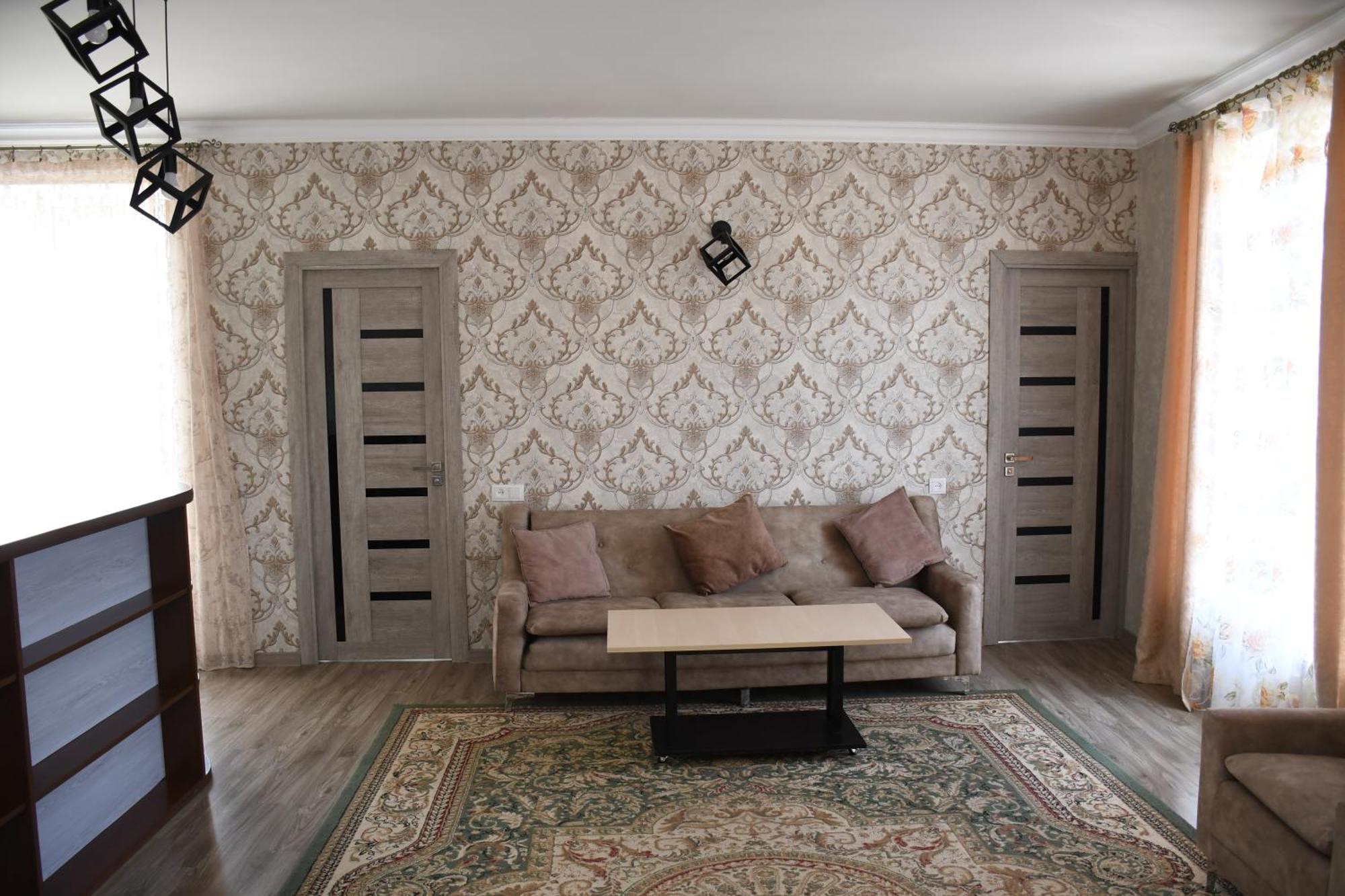 Armani Guest House Martuni Экстерьер фото