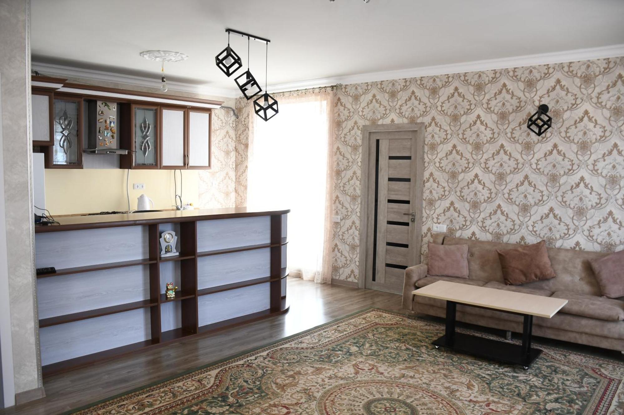 Armani Guest House Martuni Экстерьер фото
