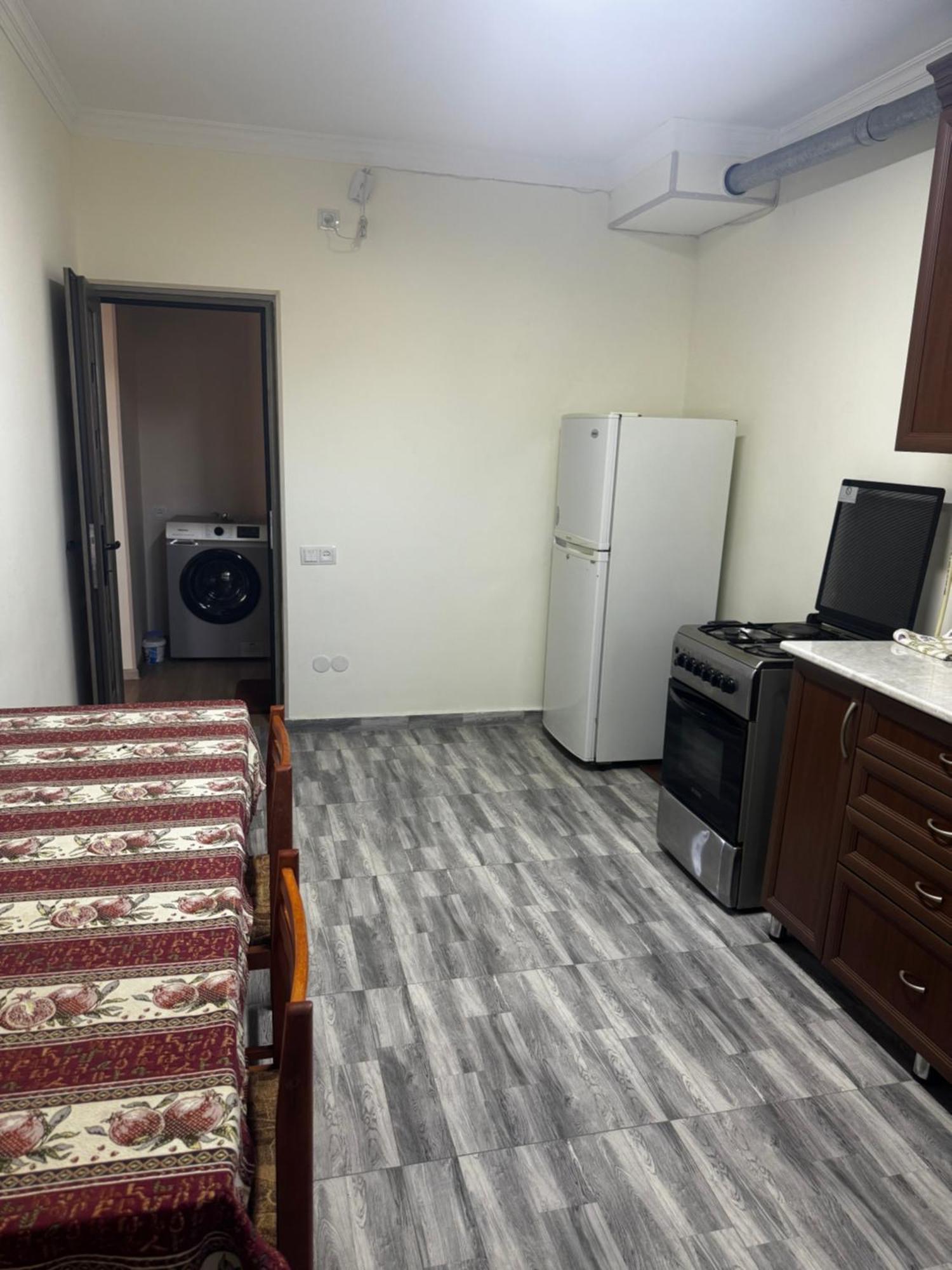 Armani Guest House Martuni Экстерьер фото